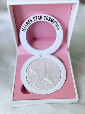 Jeffree Star Cosmetics “Gag Me” Extreme Frost Highlighter